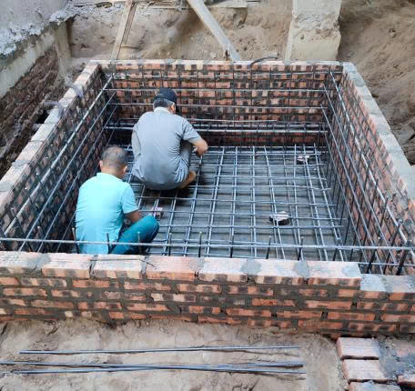 xay-ho-pit-thang-may